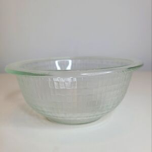 Vintage Pyrex Basket Weave Clear Mixing Bowl 1 Quart